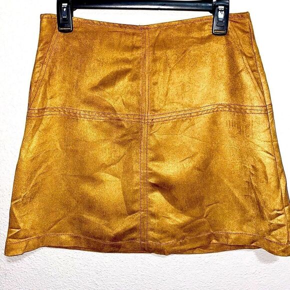Sanctuary (6) Brown Faux Suede Mini Skirt - Picture 1 of 6